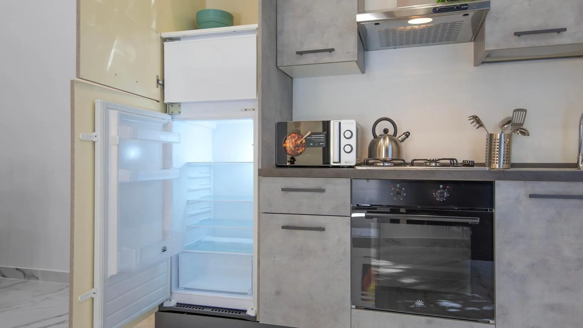 Irooms Foria 215 Naples 0*,