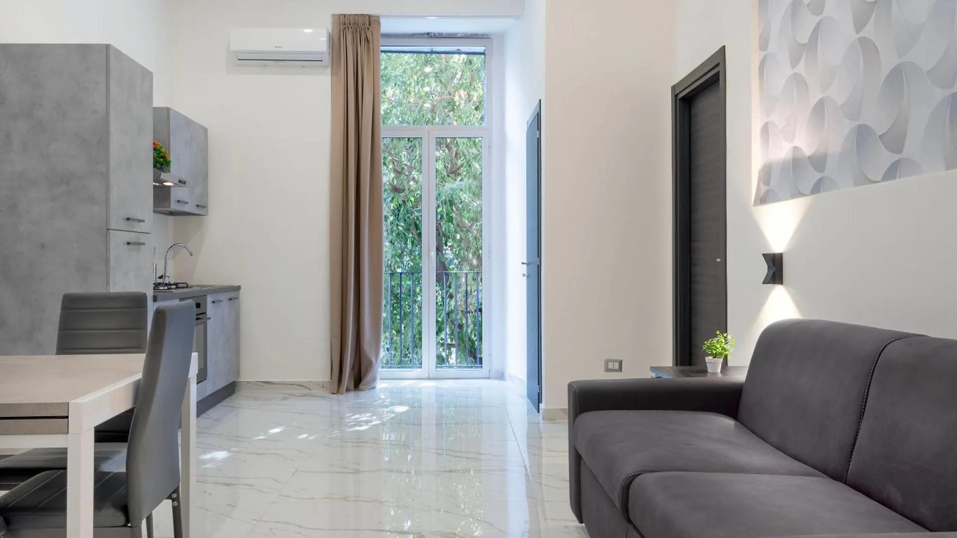Irooms Foria 215 Neapel Pensionat
