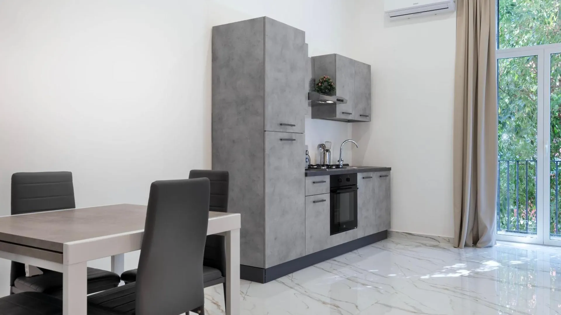 Pensionat Irooms Foria 215 Neapel