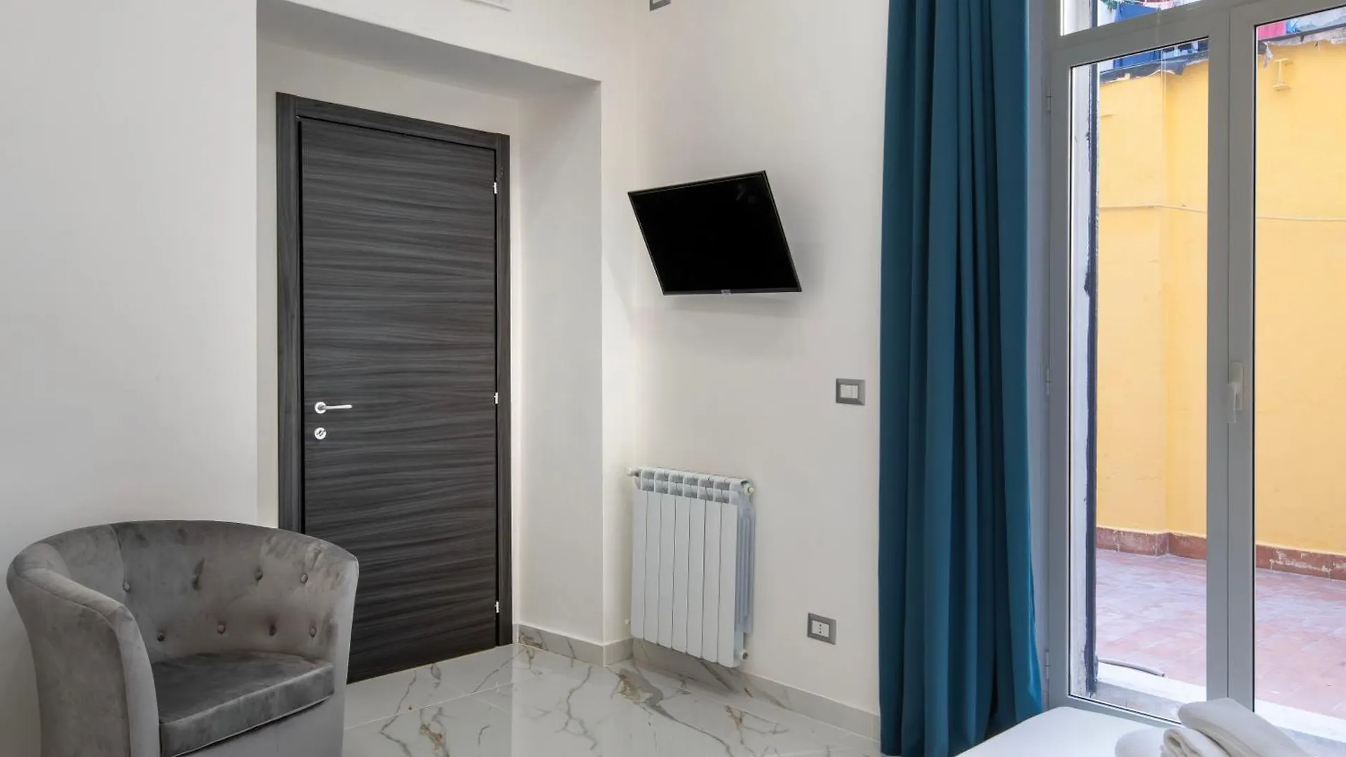 Irooms Foria 215 Neapel