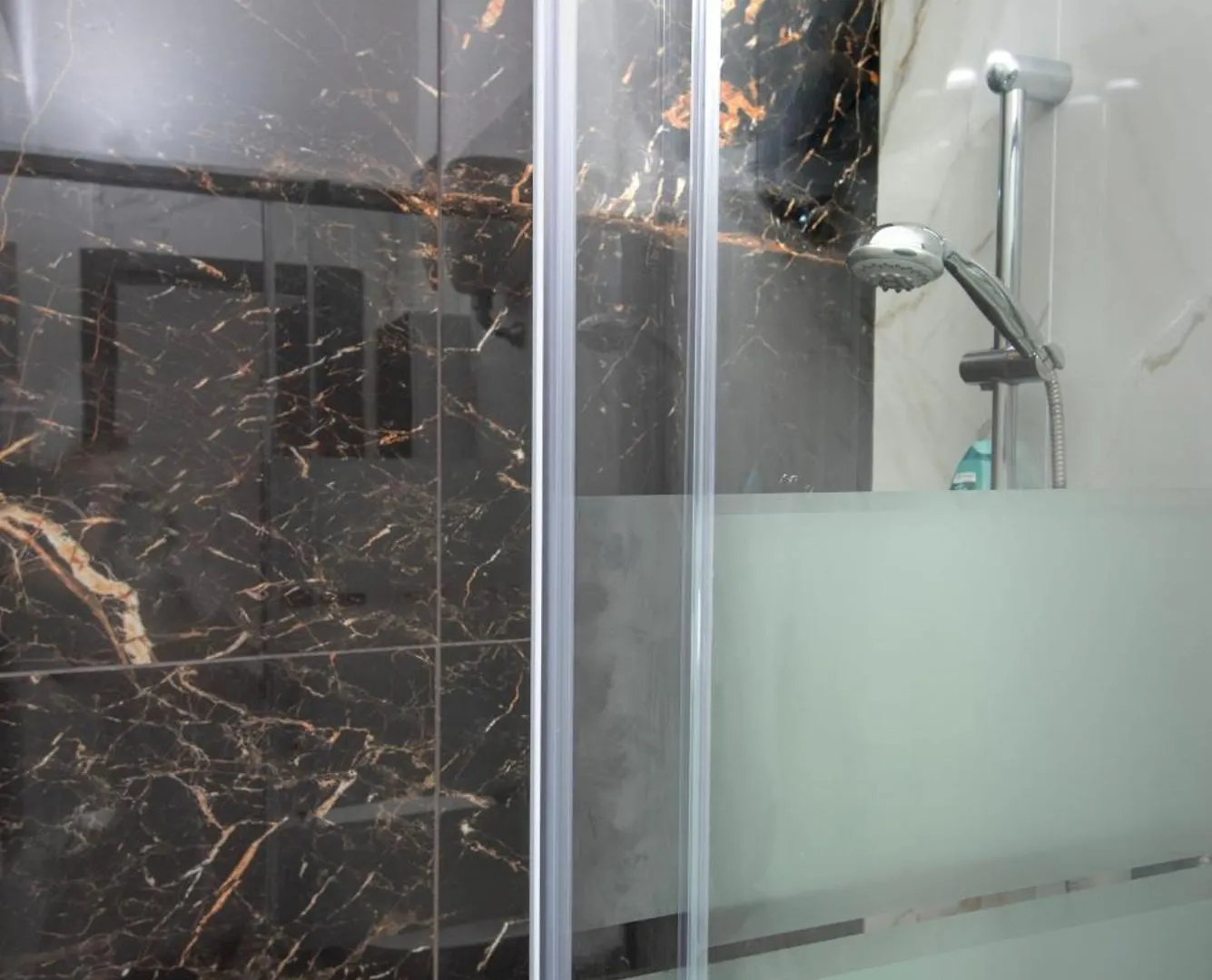 נאפולי Irooms Foria 215 0*,